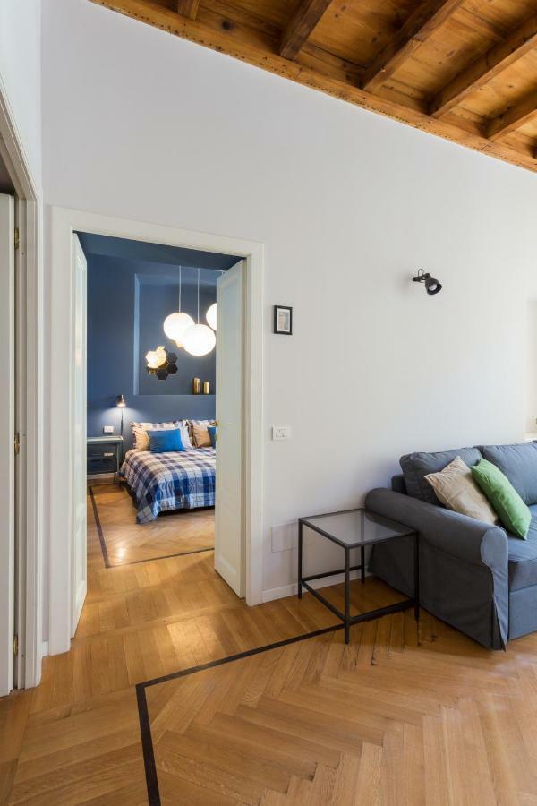 Cosy Apartment 2 Minutes From Duomo Mediolan Zewnętrze zdjęcie