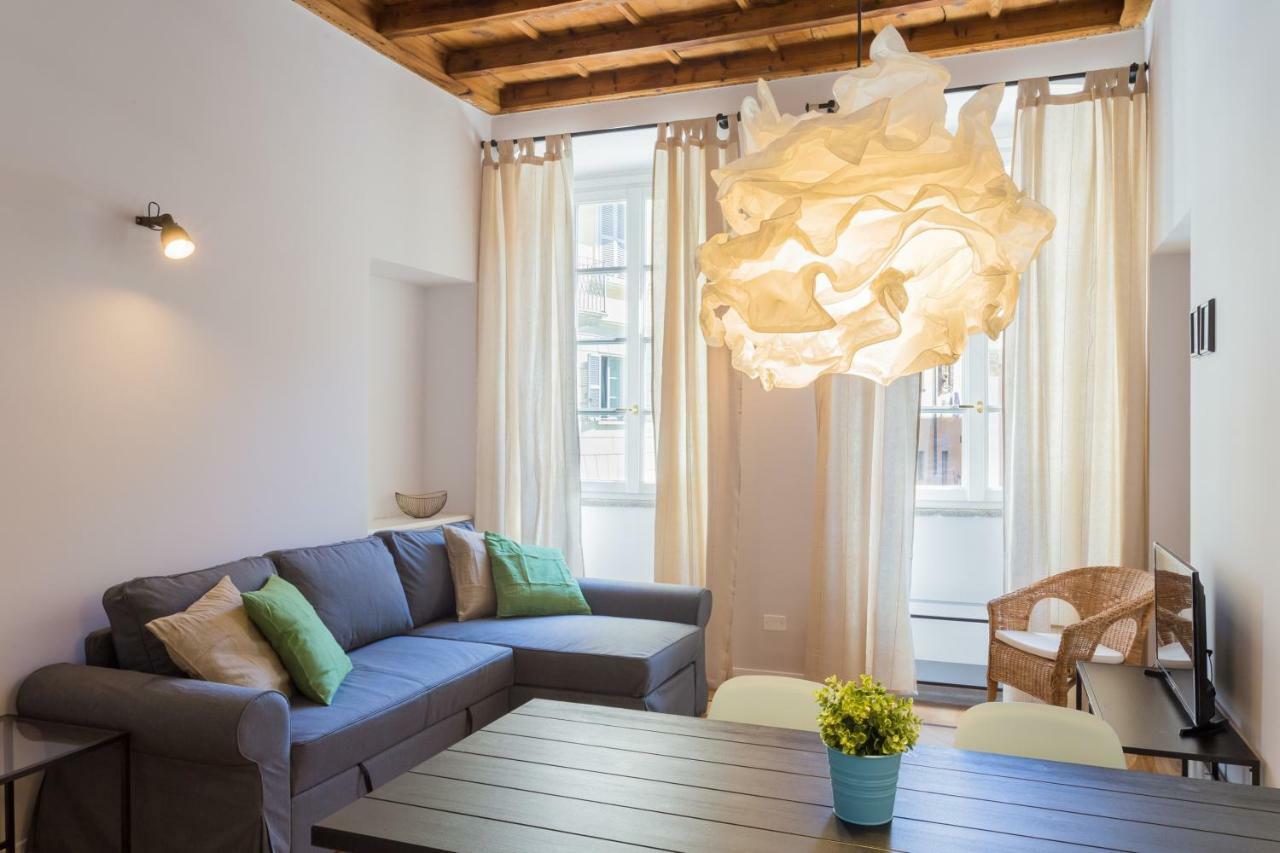 Cosy Apartment 2 Minutes From Duomo Mediolan Zewnętrze zdjęcie